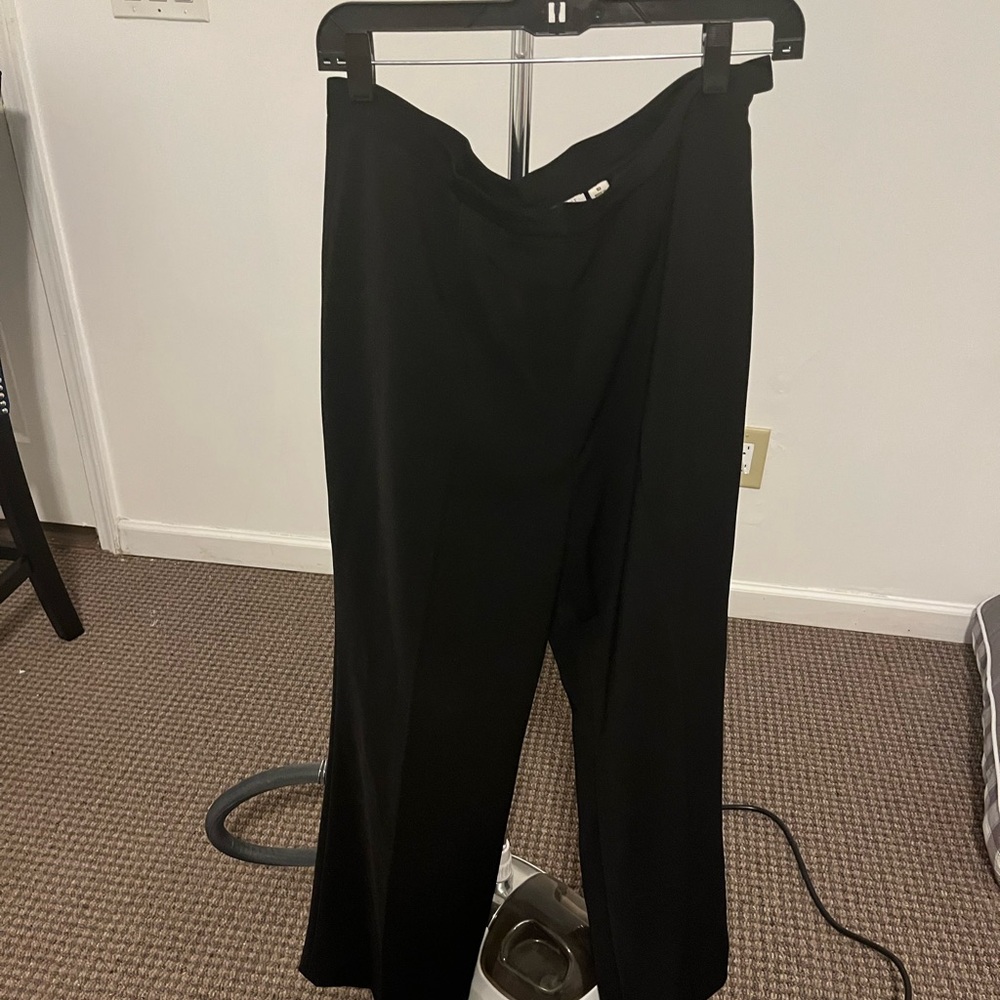 Fashionable black polyester slacks with Lining